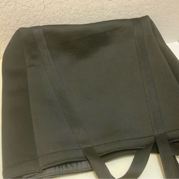 NWOT Victoria’s Secret insulated tote bag. - Picture 3 of 9